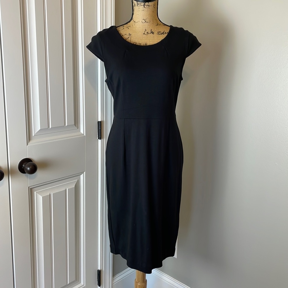 Classic Black Cap-Sleeve Midi Dress